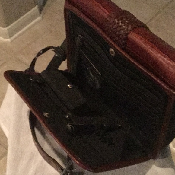 Brighton shoulder bag - Picture 3 of 4